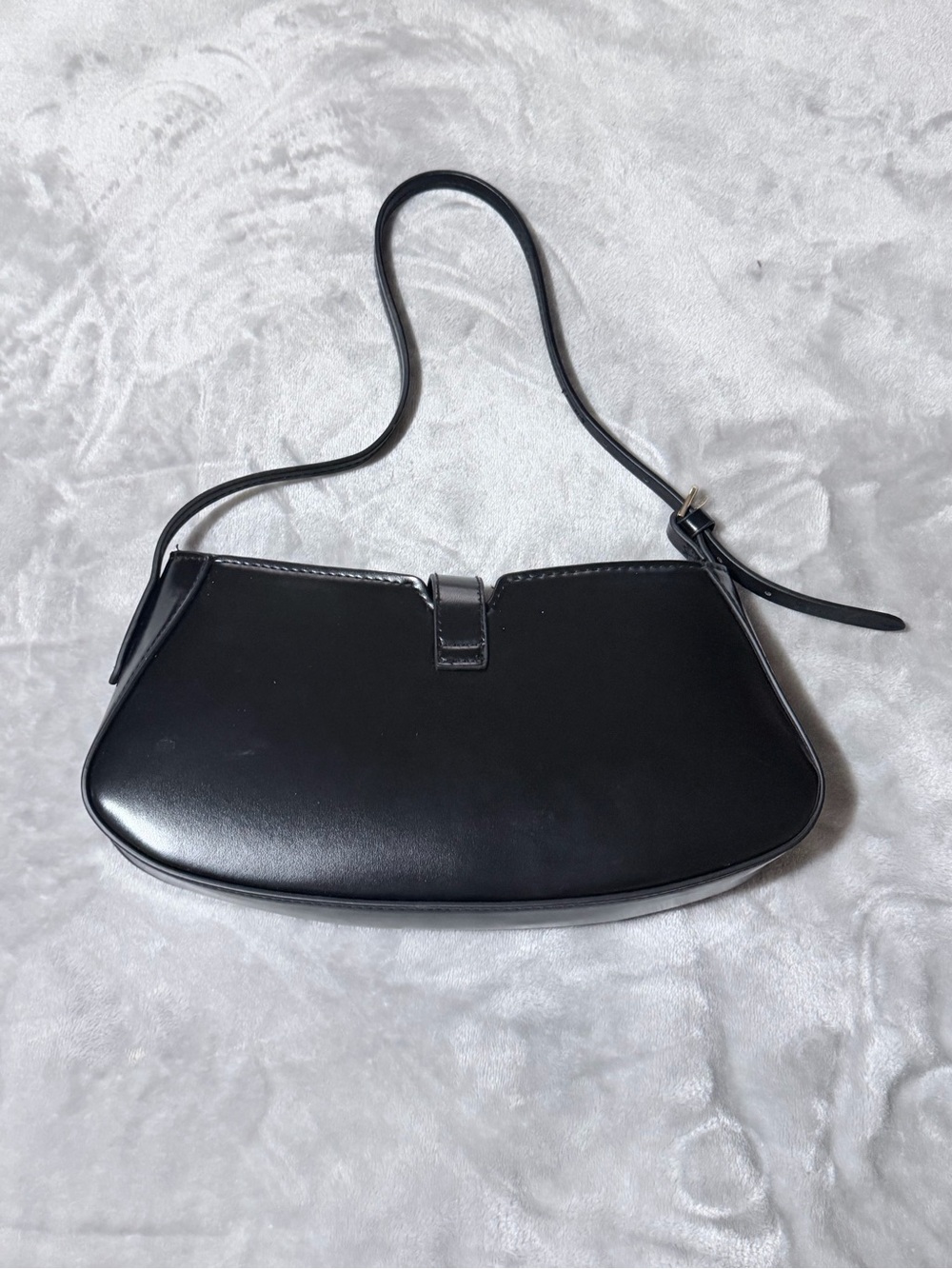 Black Leather Shoulder Bag - Picture 7 of 10
